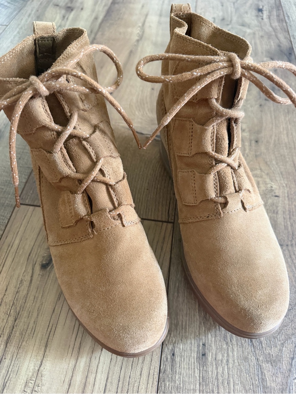 Sorel Explorer Joan Tan Suede Waterproof Wedge Ankle Boots Women’s Size 9.5